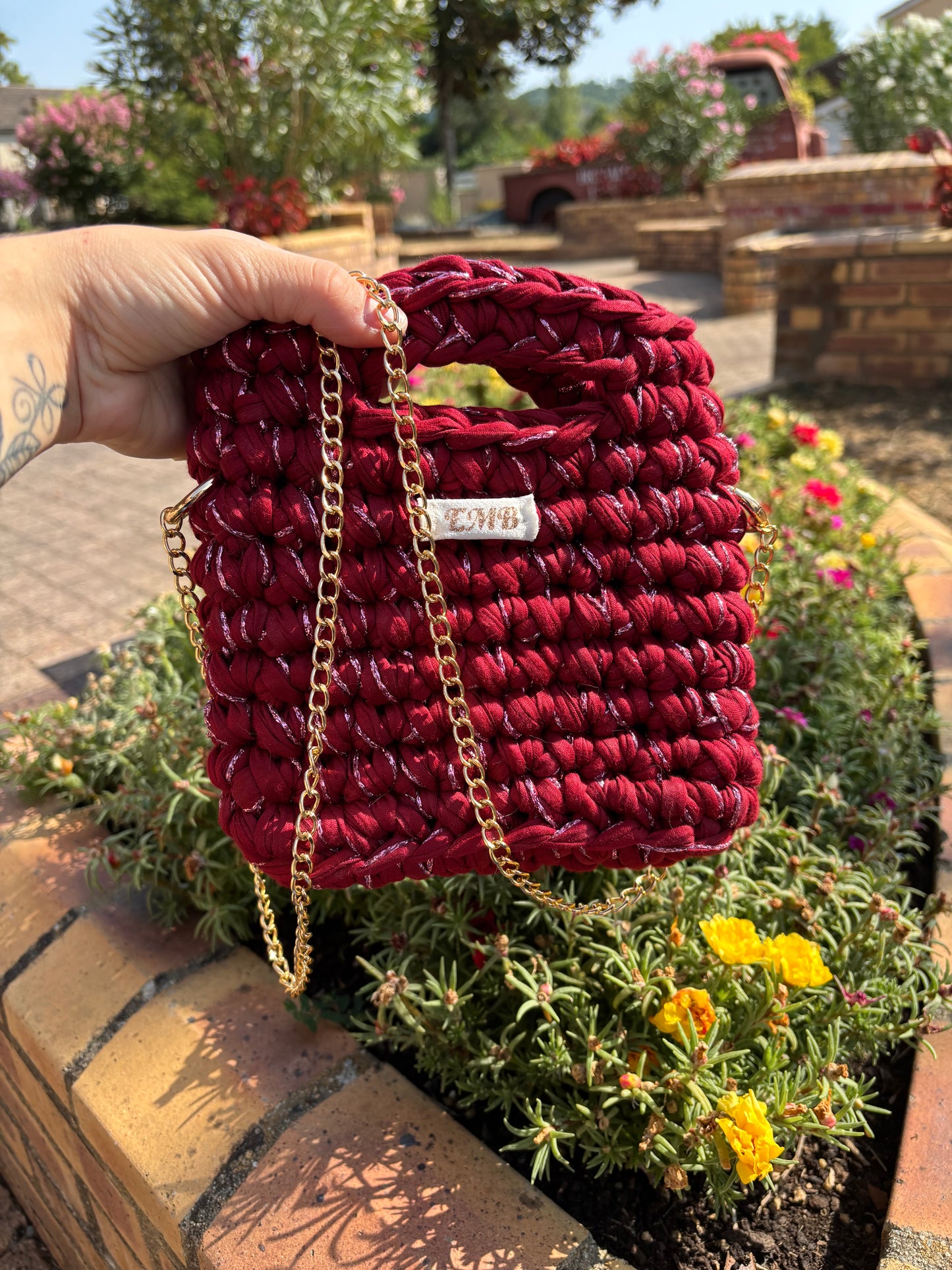 Sac en crochet (rouge/doré)