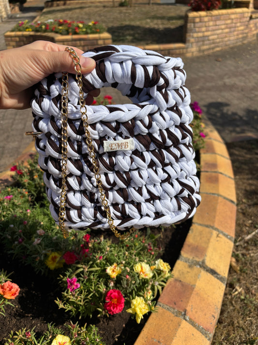 Sac en crochet (marron/blanc)