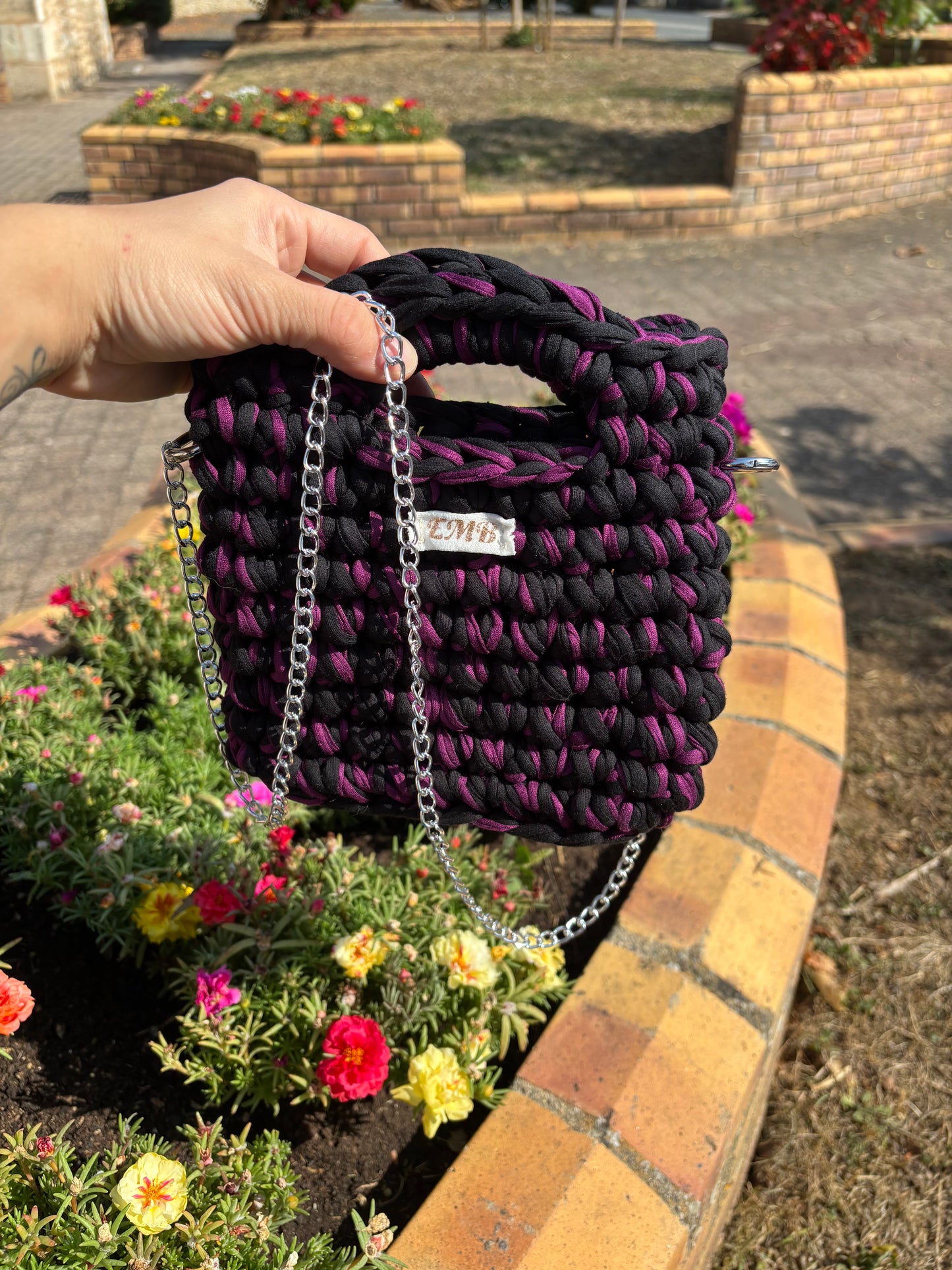 Sac en crochet (noir/violet)