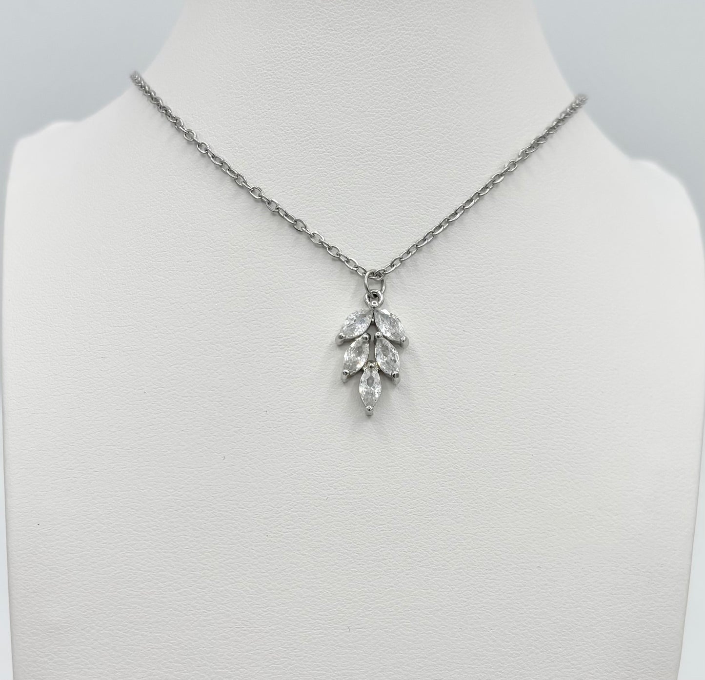 Collier Ada