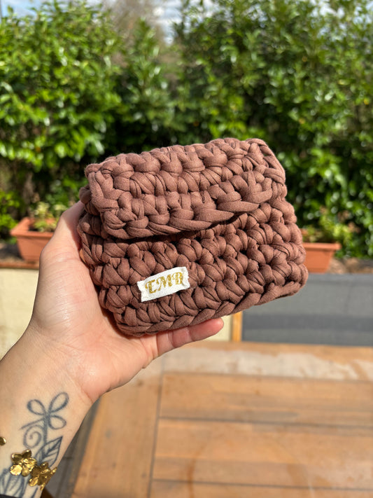 Porte monnaie en crochet (marron)