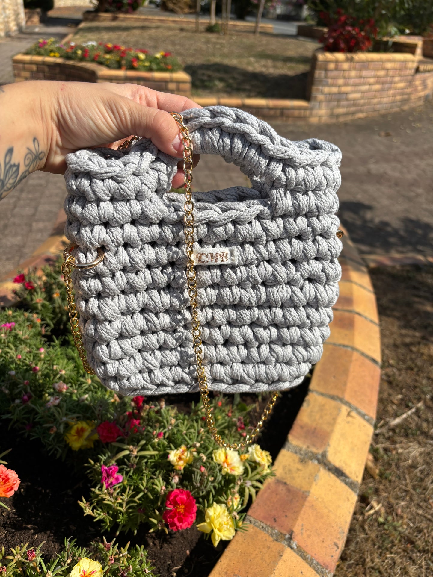 Sac en crochet (gris)