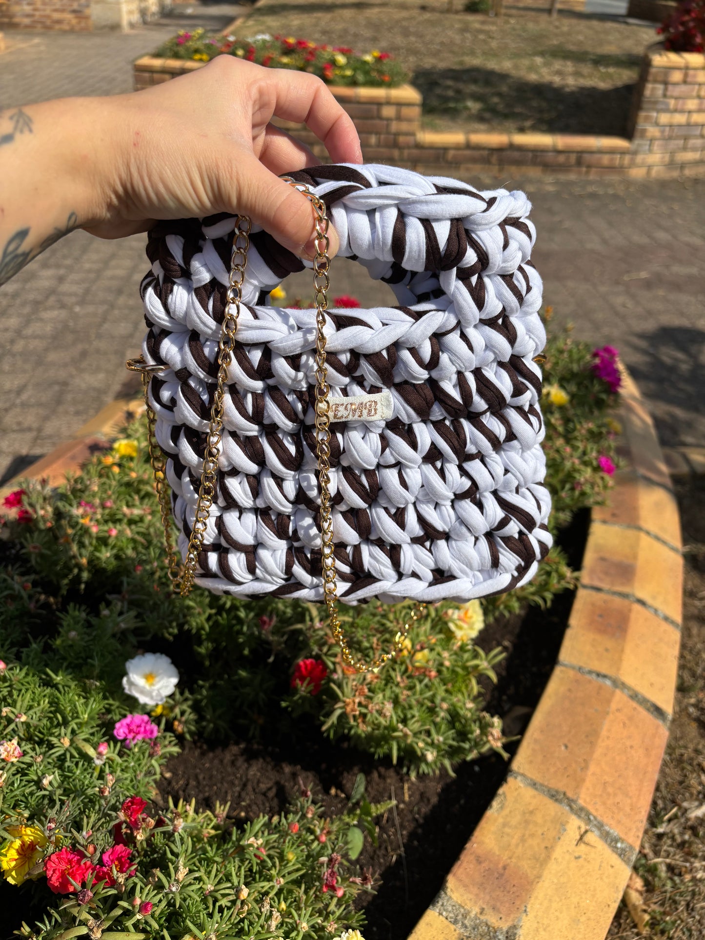 Sac en crochet (marron/blanc)