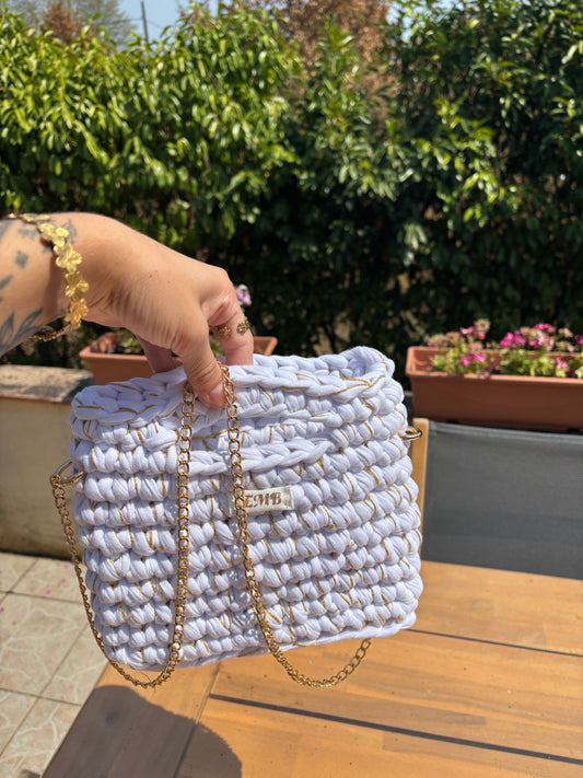 Sac en crochet (blanc/doré)