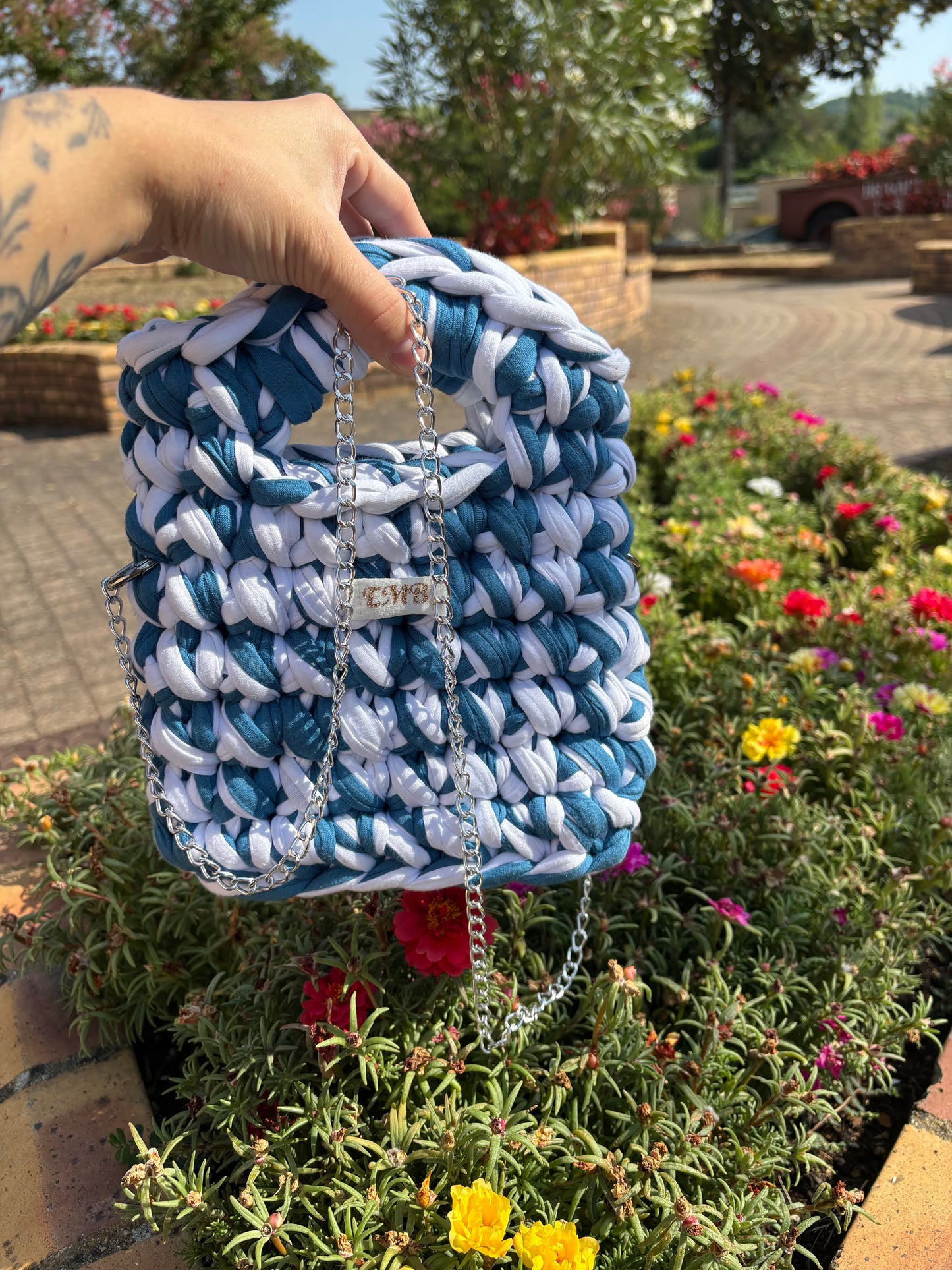 Sac en crochet (blanc/bleu)