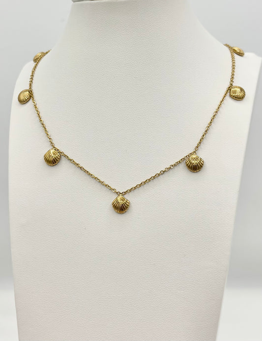 Collier Elara