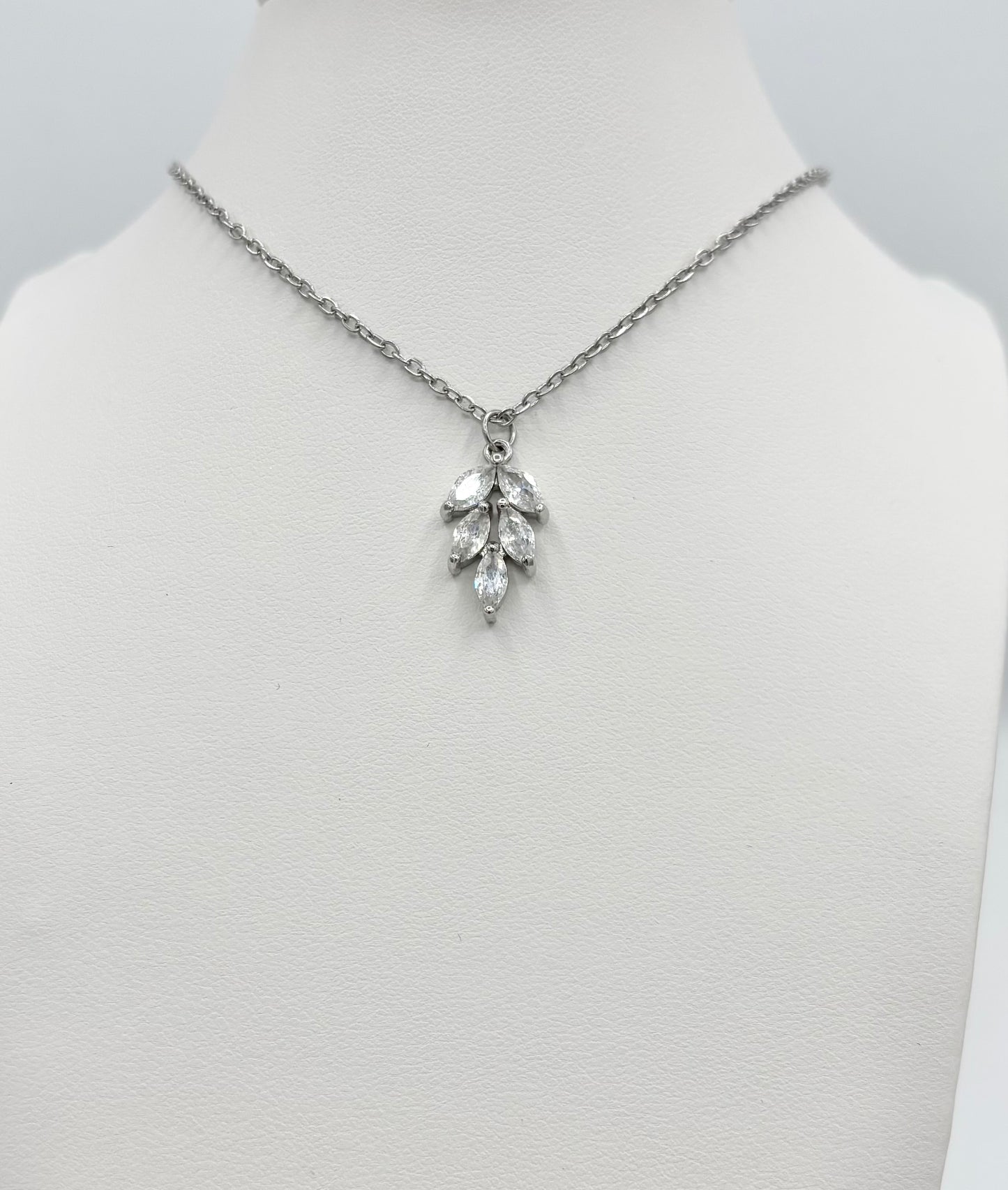 Collier Ada