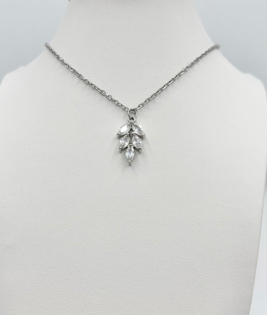 Collier Ada
